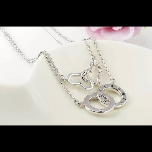 ❤️ Brand New Two Strand Heart Connected Necklace - Picture 7 of 11